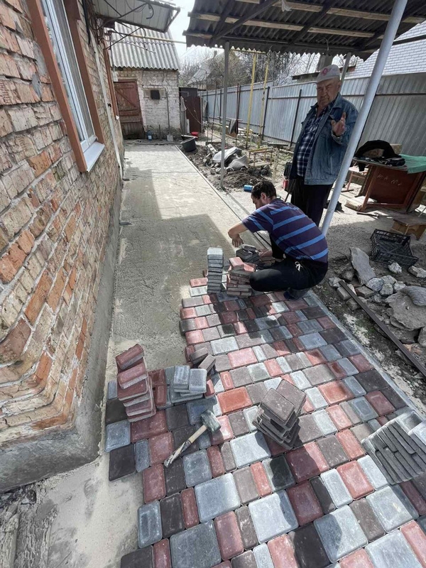 Профессиональная укладка тротуарной плитки «Старый город» 4