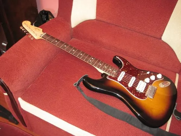 Продаётся гитара Fender Deluxe Stratocaster 